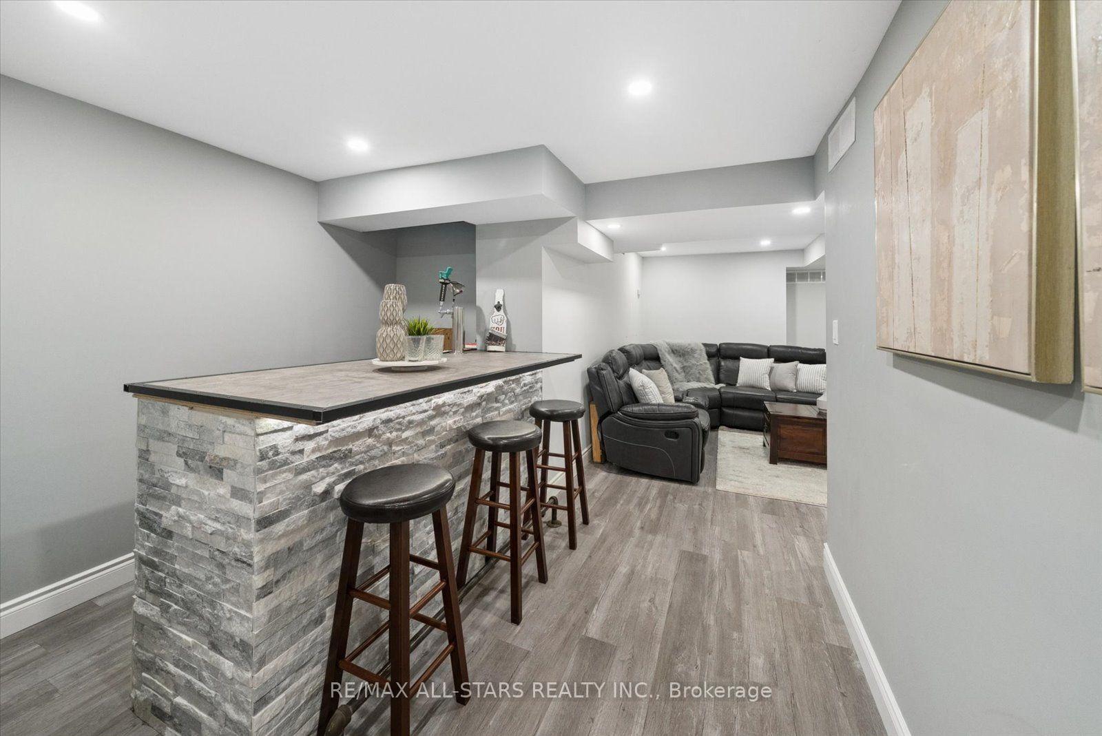Photo 30 of 36 Burnaby Drive, Georgina, Keswick North — HOMEH