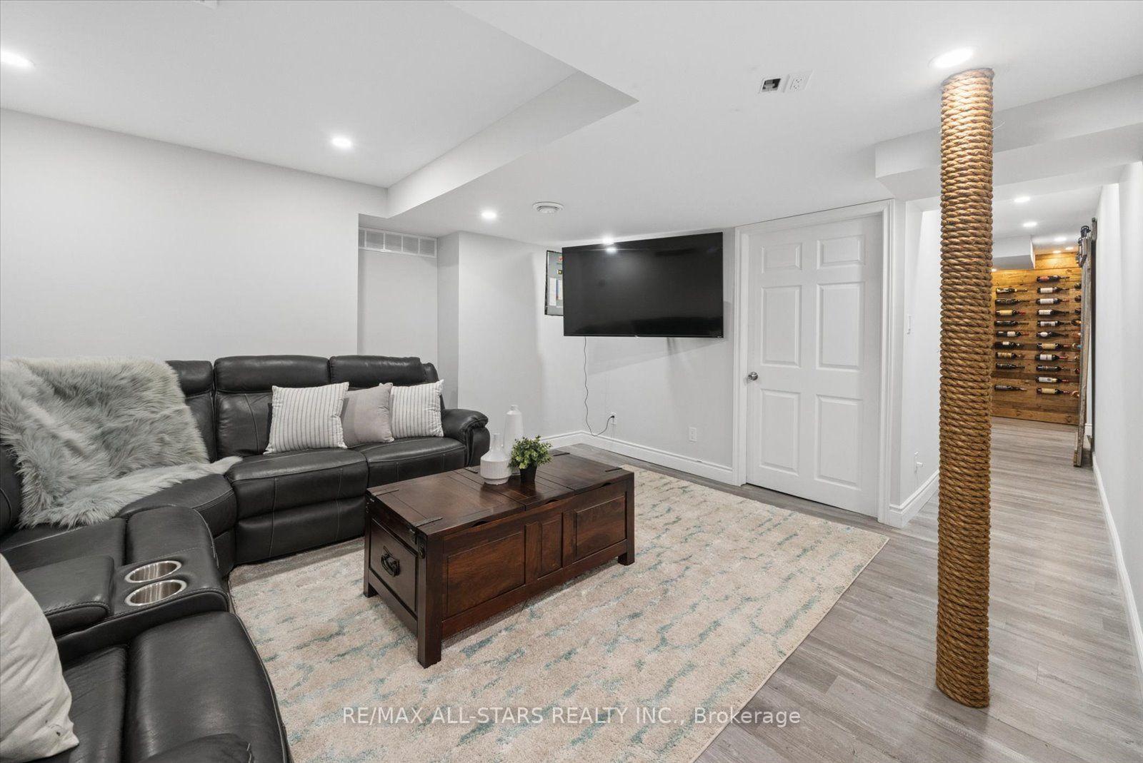 Photo 33 of 36 Burnaby Drive, Georgina, Keswick North — HOMEH