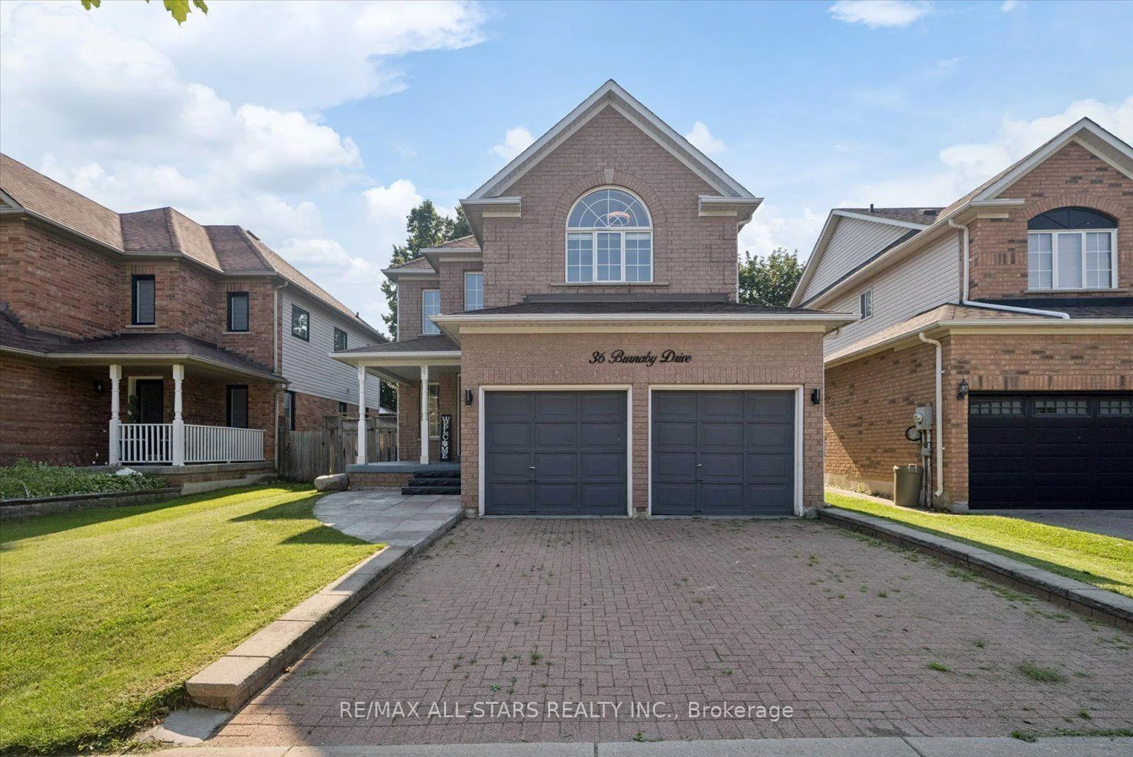 Photo 2 of 36 Burnaby Drive, Georgina, Keswick North — HOMEH