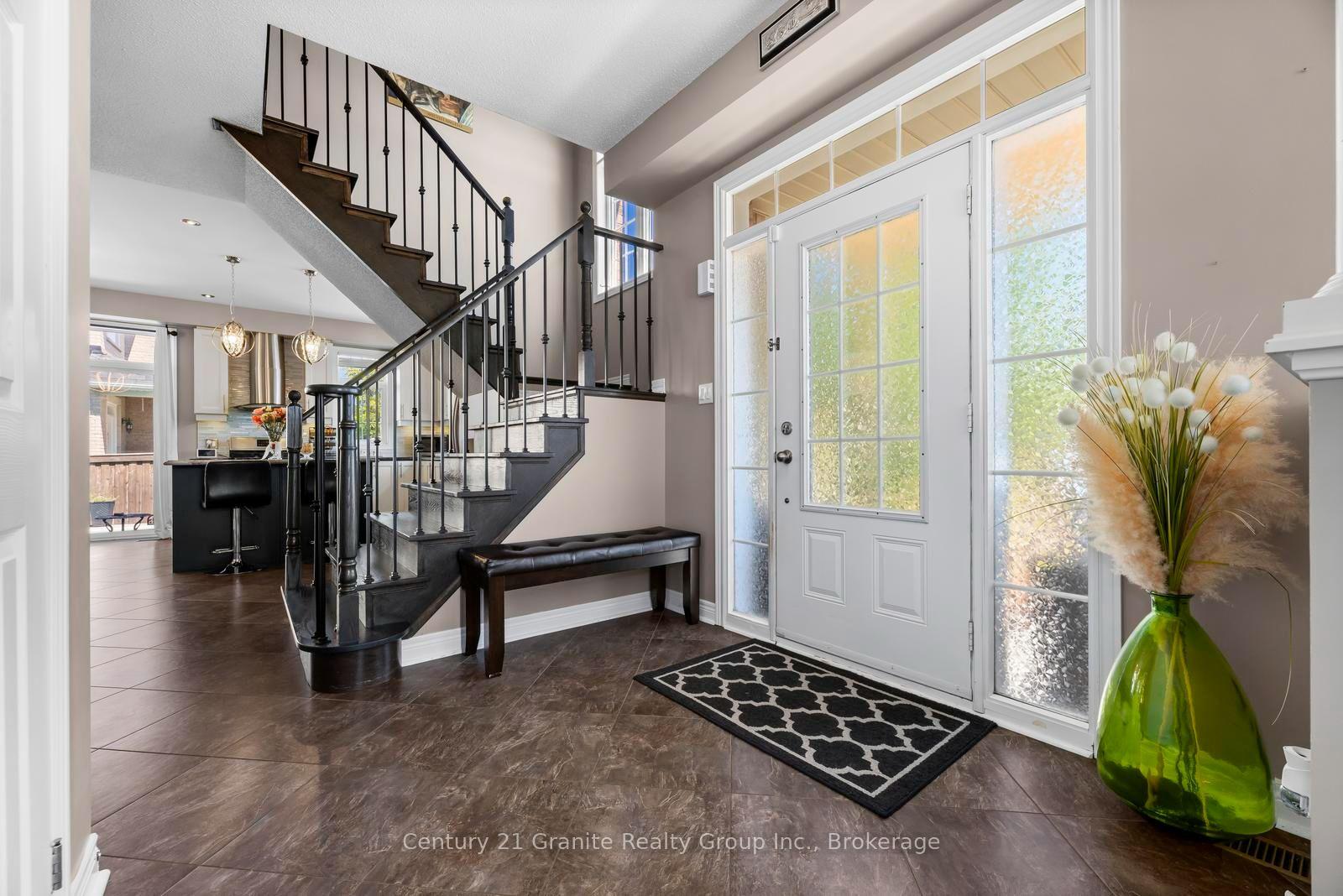 Photo 5 of 94 Hockley Avenue, Clarington, Bowmanville — HOMEH
