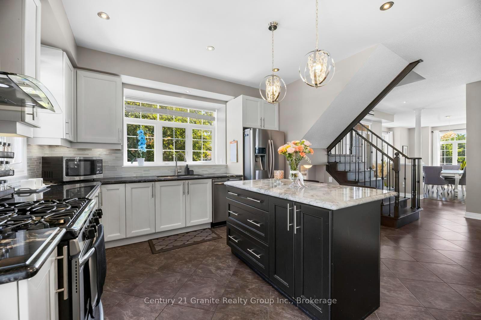 Photo 13 of 94 Hockley Avenue, Clarington, Bowmanville — HOMEH