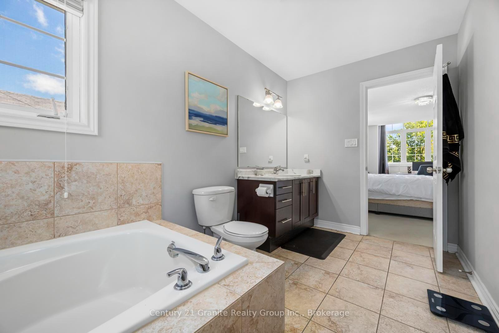 Photo 24 of 94 Hockley Avenue, Clarington, Bowmanville — HOMEH