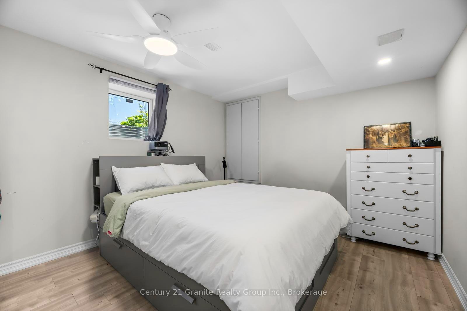 Photo 41 of 94 Hockley Avenue, Clarington, Bowmanville — HOMEH