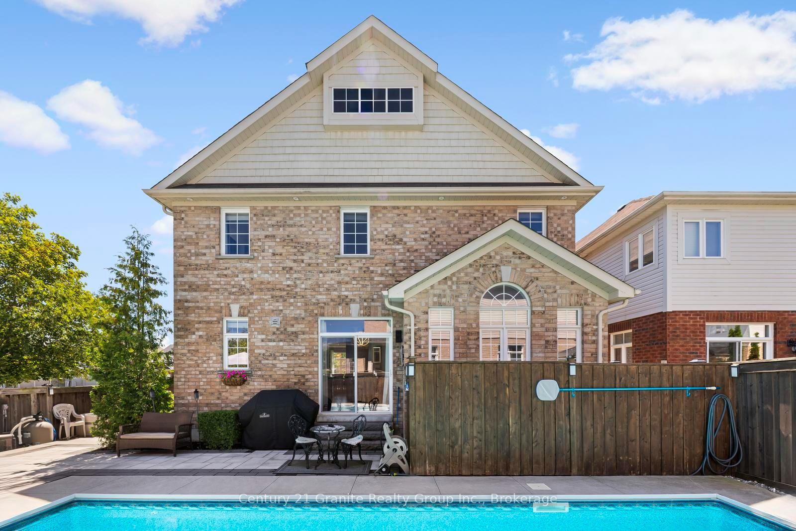 Photo 48 of 94 Hockley Avenue, Clarington, Bowmanville — HOMEH