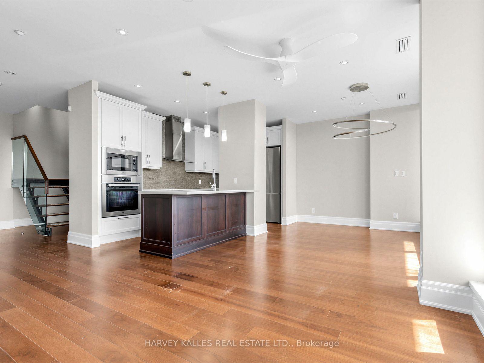 Photo 5 of Unit 404, 1 Rainsford Road, Toronto, The Beaches — HOMEH