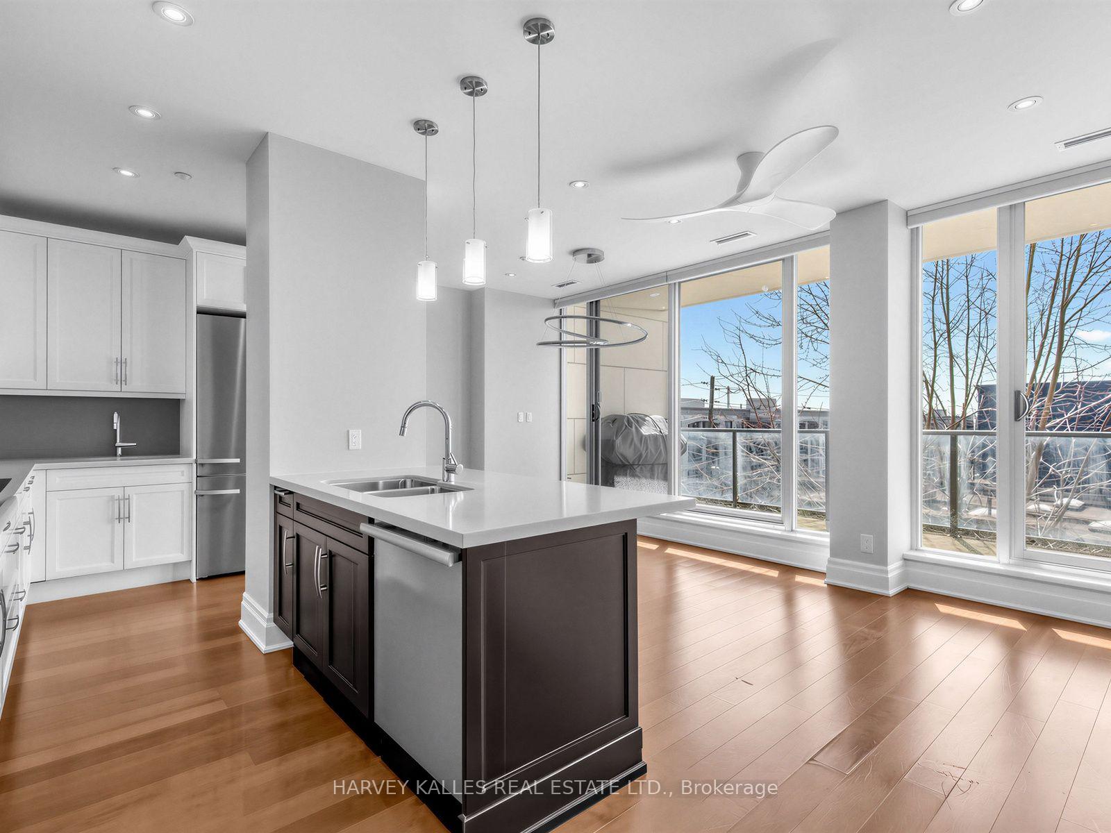Photo 6 of Unit 404, 1 Rainsford Road, Toronto, The Beaches — HOMEH