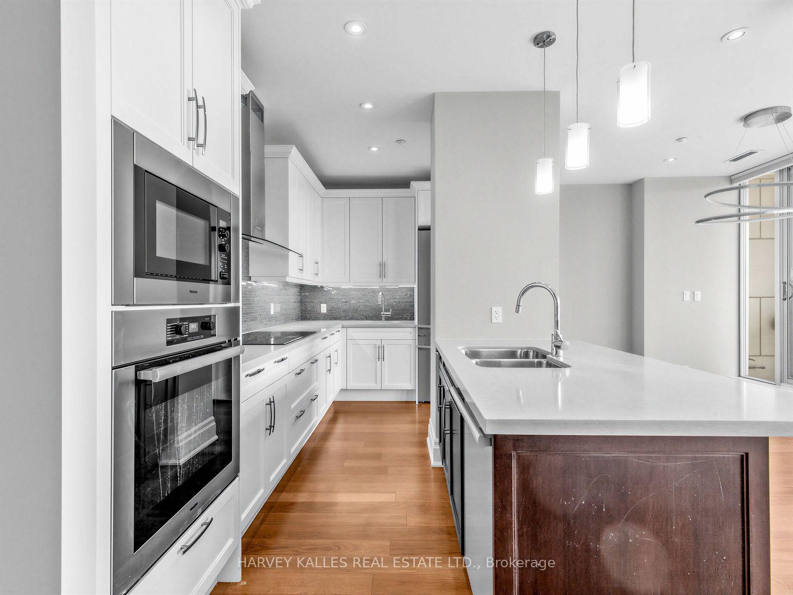 Photo 12 of Unit 404, 1 Rainsford Road, Toronto, The Beaches — HOMEH