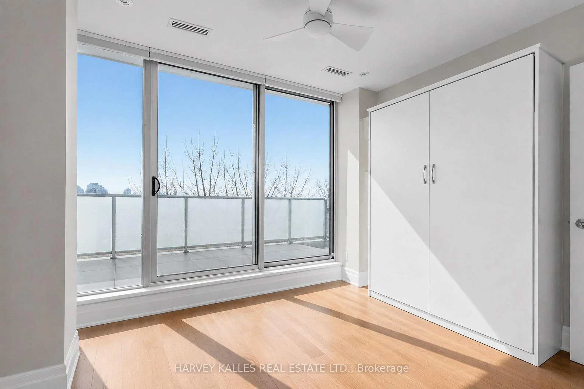 Photo 34 of Unit 404, 1 Rainsford Road, Toronto, The Beaches — HOMEH