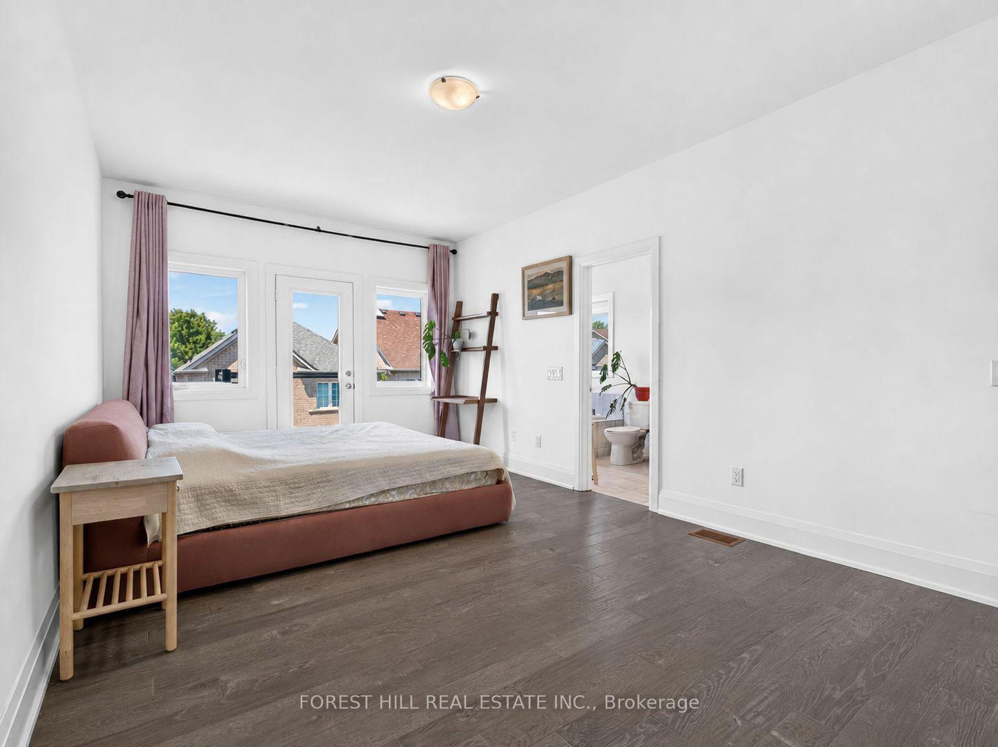 Photo 11 of 62 Hesperus Road, Vaughan, Patterson — HOMEH