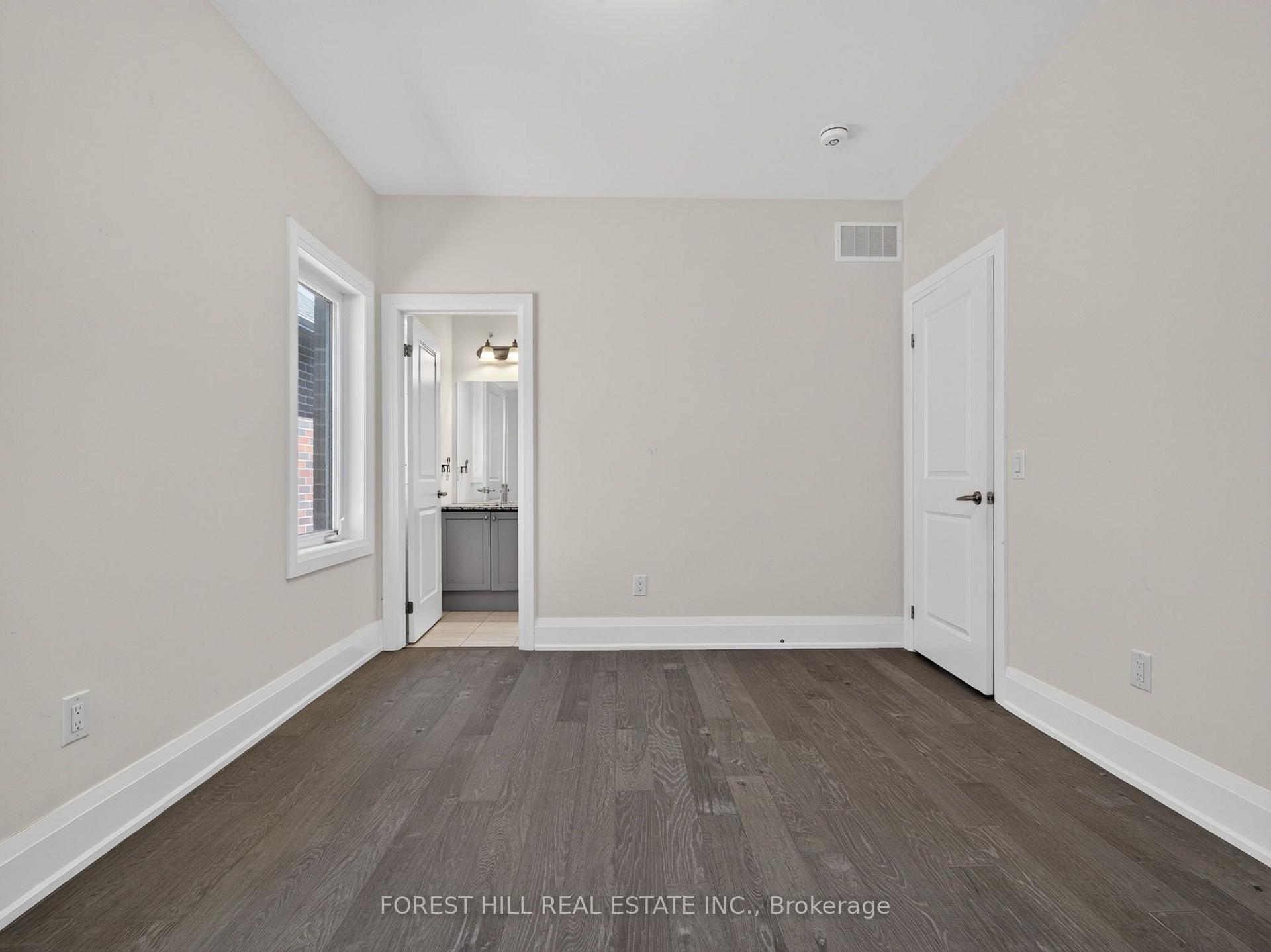 Photo 17 of 62 Hesperus Road, Vaughan, Patterson — HOMEH