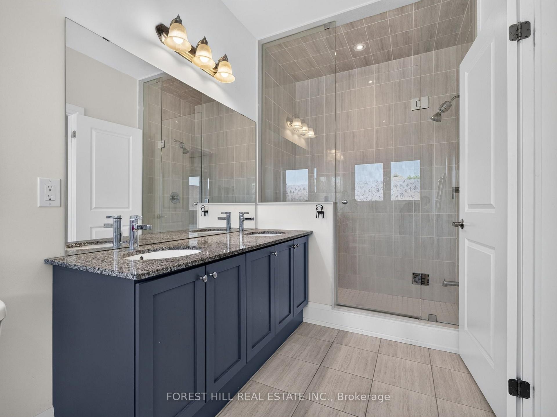 Photo 18 of 62 Hesperus Road, Vaughan, Patterson — HOMEH