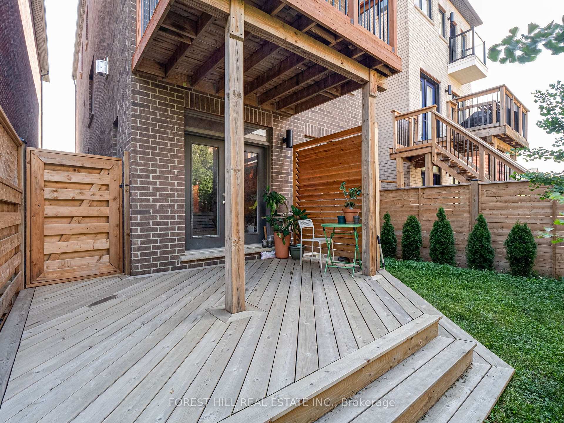 Photo 41 of 62 Hesperus Road, Vaughan, Patterson — HOMEH