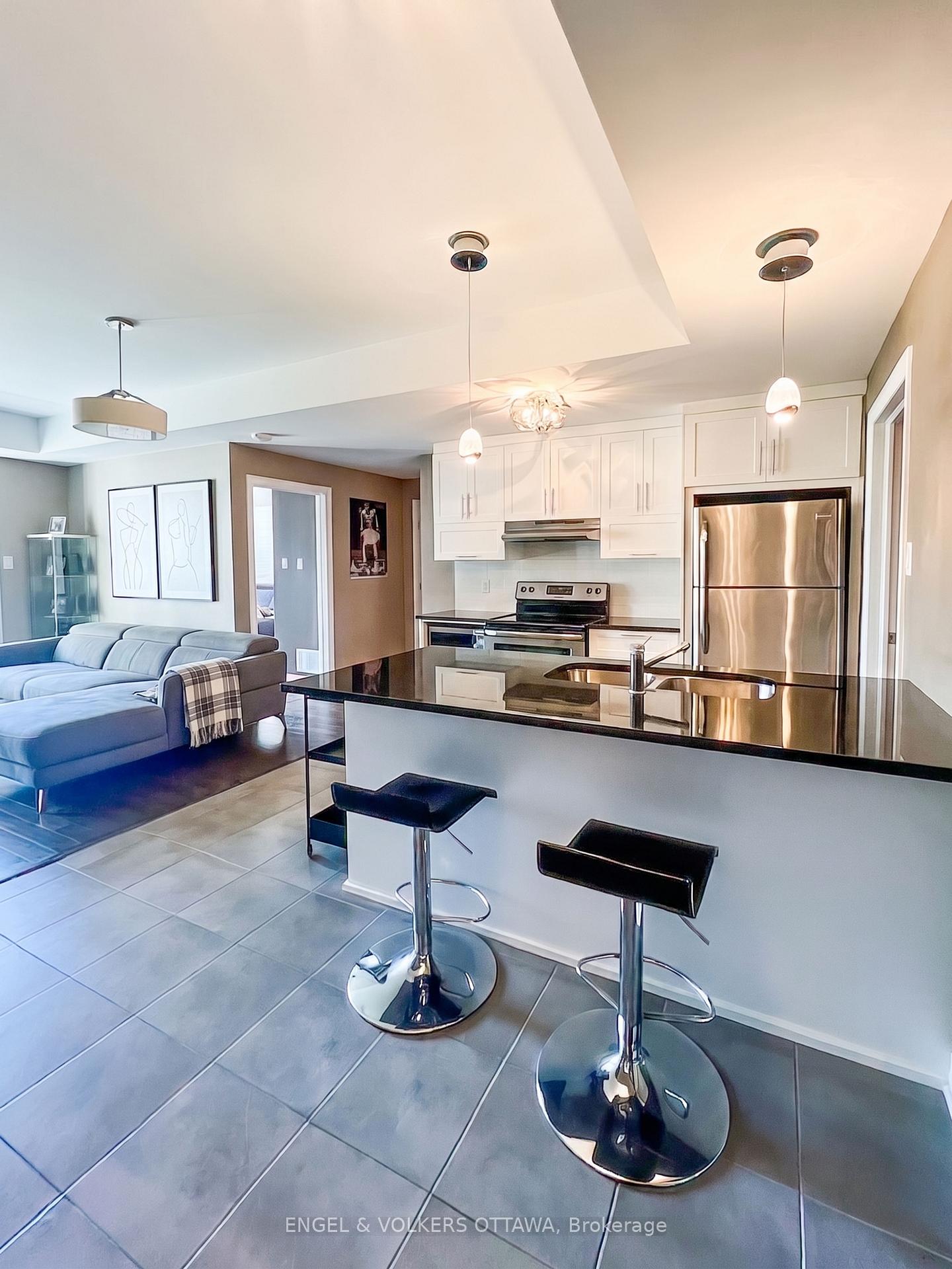 Photo 5 of Unit 1, 25 Earlton Private, Ottawa, Kanata - Kanata Lakes/Heritage Hills — HOMEH