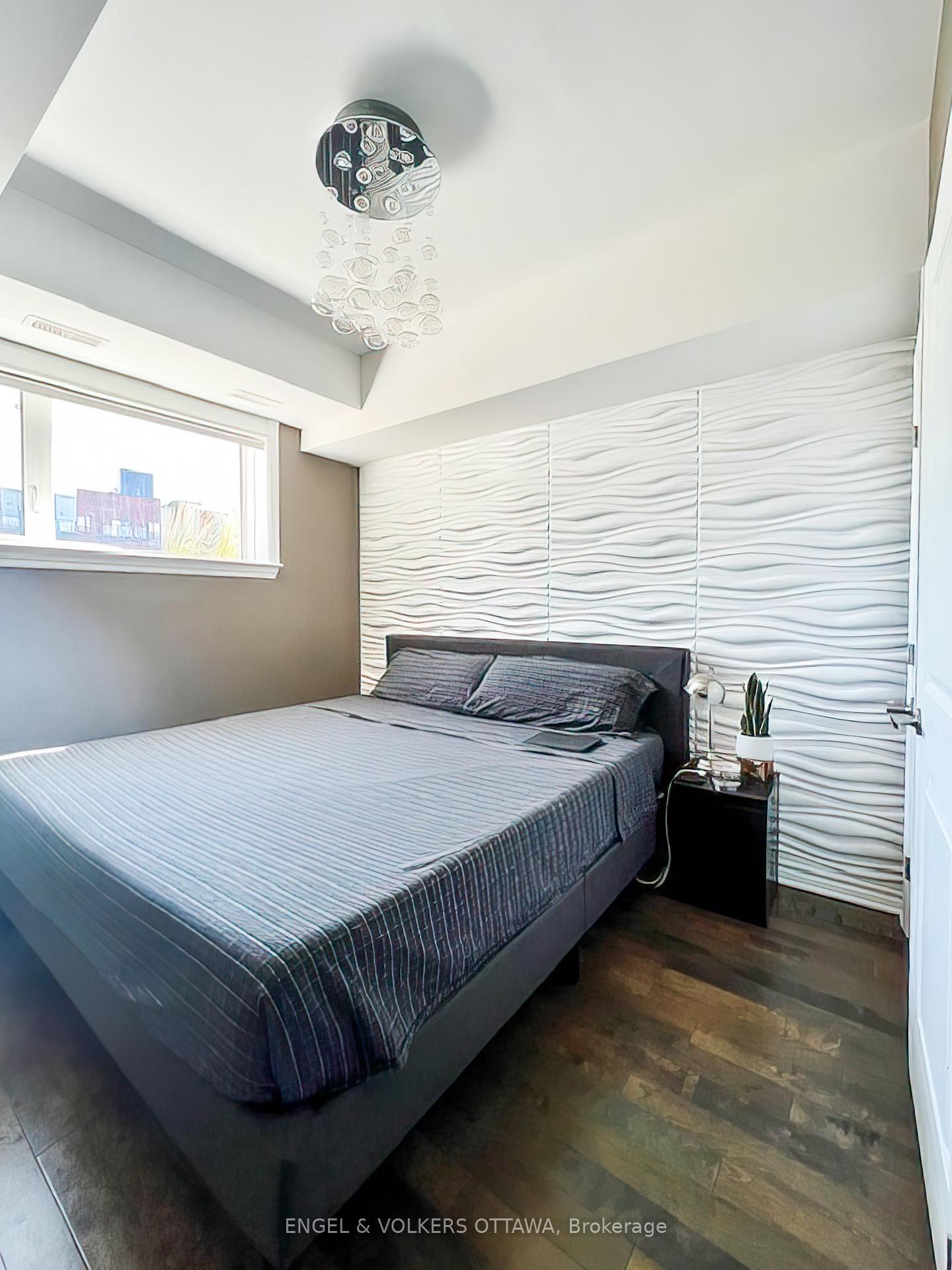 Photo 9 of Unit 1, 25 Earlton Private, Ottawa, Kanata - Kanata Lakes/Heritage Hills — HOMEH