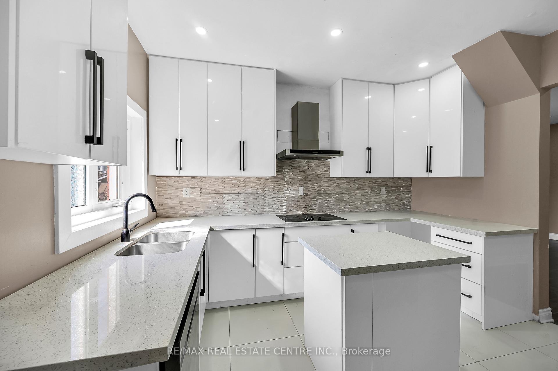 Photo 12 of 334 Cannon Street E, Hamilton, Landsdale — HOMEH