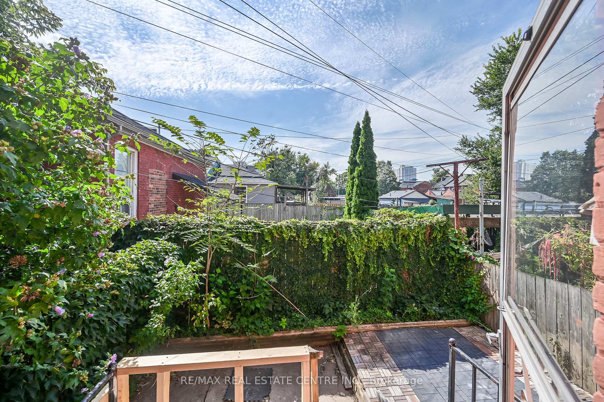 Photo 33 of 334 Cannon Street E, Hamilton, Landsdale — HOMEH