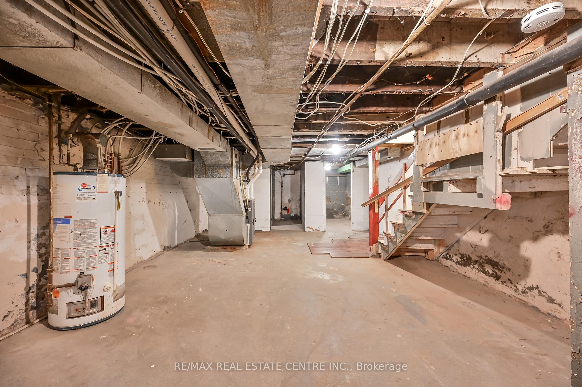Photo 39 of 334 Cannon Street E, Hamilton, Landsdale — HOMEH