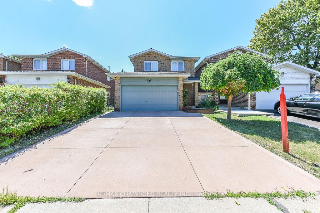 Photo 1 of 163 Simmons Boulevard, Brampton, Madoc — HOMEH