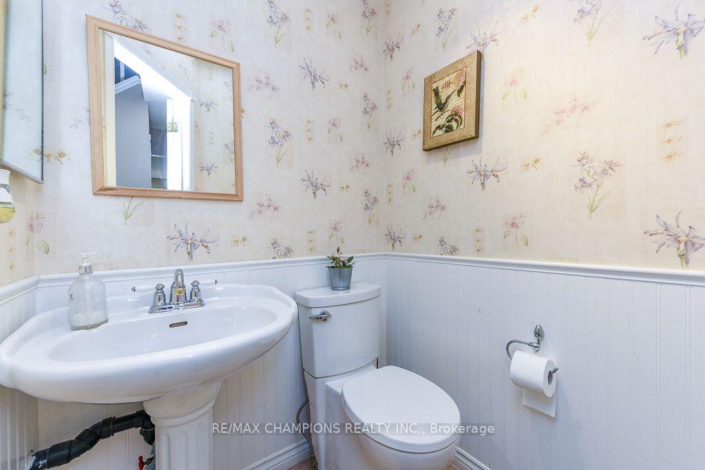 Photo 51 of 163 Simmons Boulevard, Brampton, Madoc — HOMEH