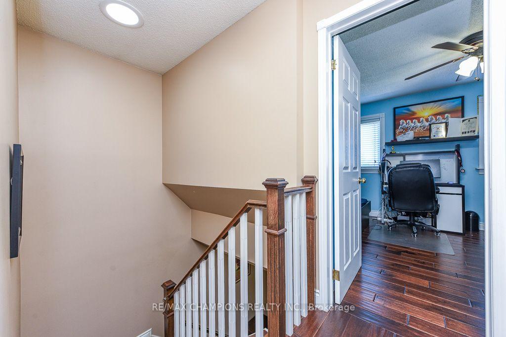 Photo 65 of 163 Simmons Boulevard, Brampton, Madoc — HOMEH