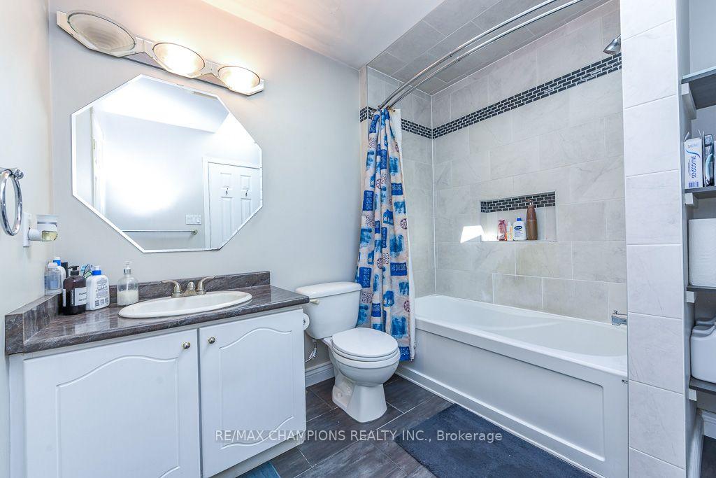 Photo 77 of 163 Simmons Boulevard, Brampton, Madoc — HOMEH
