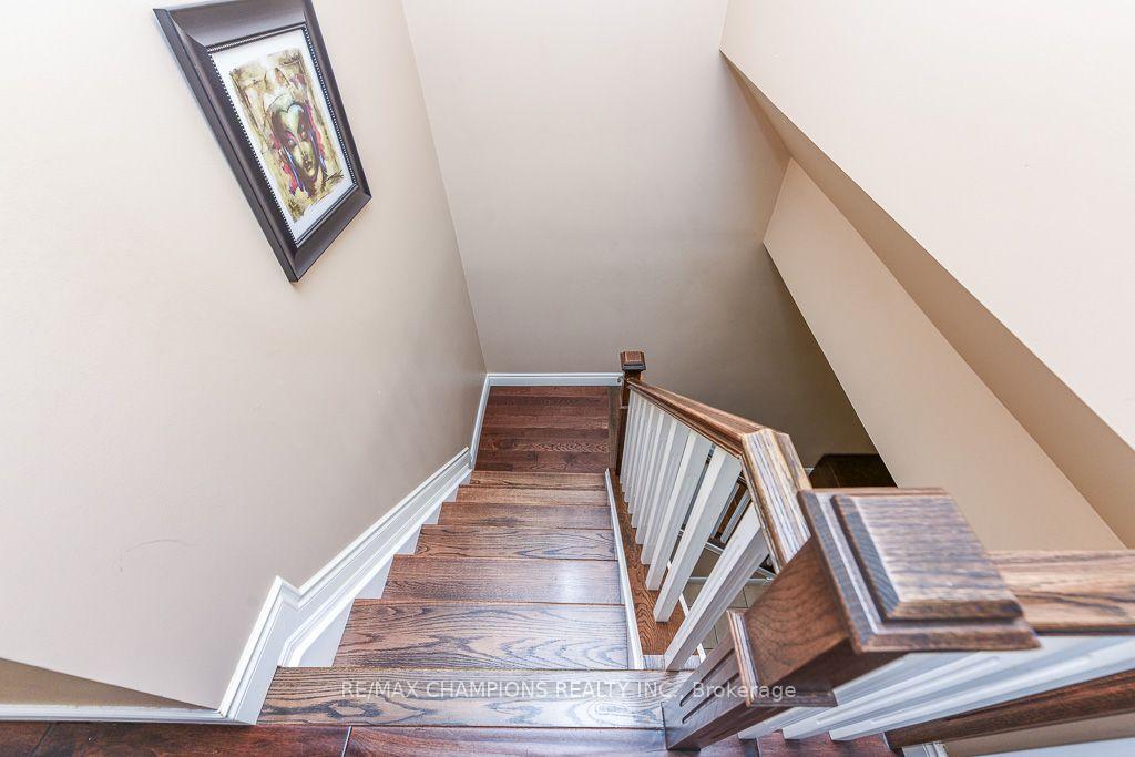 Photo 36 of 163 Simmons Boulevard, Brampton, Madoc — HOMEH