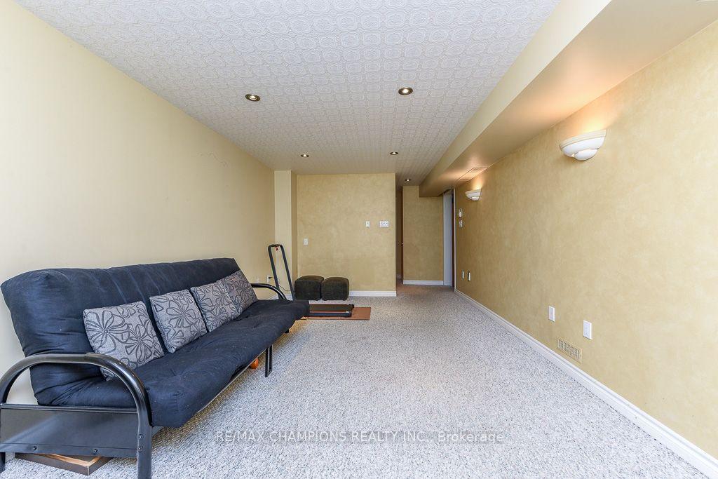 Photo 76 of 163 Simmons Boulevard, Brampton, Madoc — HOMEH