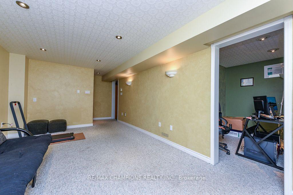 Photo 78 of 163 Simmons Boulevard, Brampton, Madoc — HOMEH
