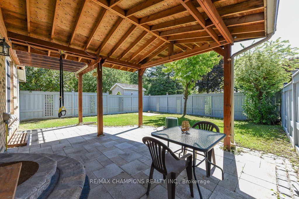 Photo 94 of 163 Simmons Boulevard, Brampton, Madoc — HOMEH