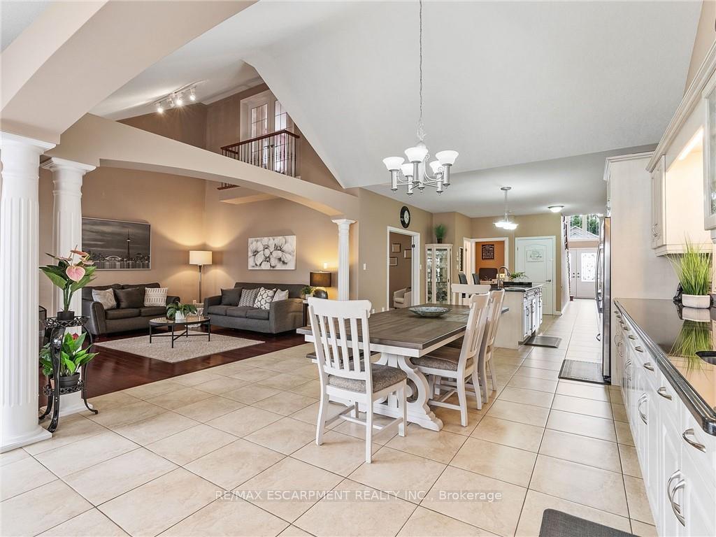 Photo 13 of 52 Arrowhead Drive, Hamilton, Chappel — HOMEH