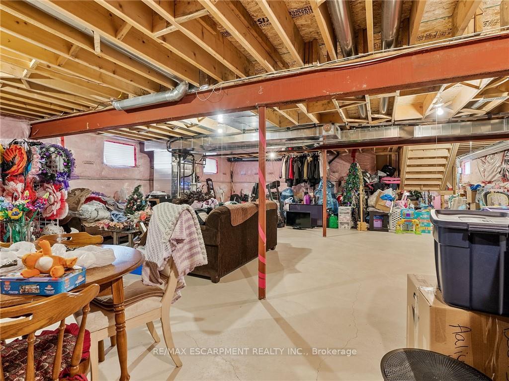 Photo 36 of 52 Arrowhead Drive, Hamilton, Chappel — HOMEH