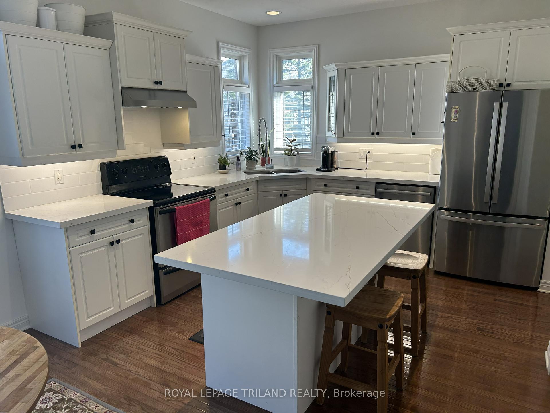 Photo 7 of Unit 31, 475 Mcgarrell Drive, London, North R — HOMEH