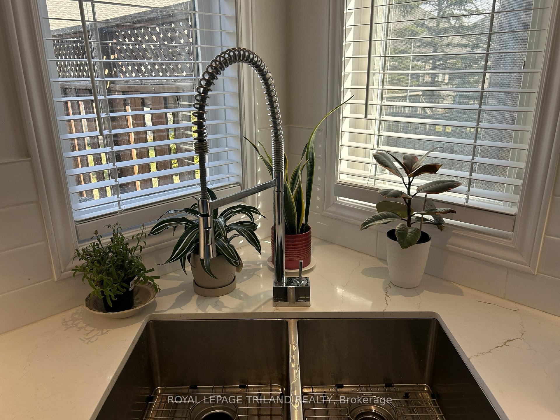 Photo 8 of Unit 31, 475 Mcgarrell Drive, London, North R — HOMEH
