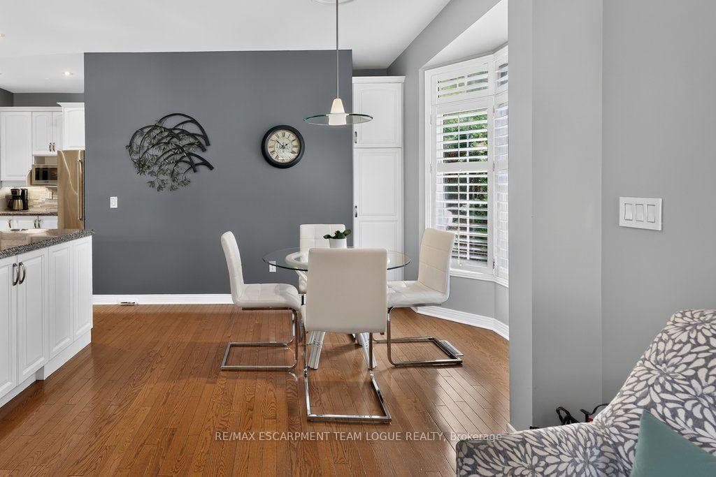Photo 9 of Unit 26, 4280 Taywood Drive, Burlington, Rose — HOMEH