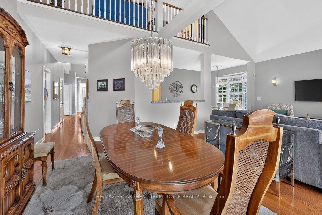 Photo 14 of Unit 26, 4280 Taywood Drive, Burlington, Rose — HOMEH