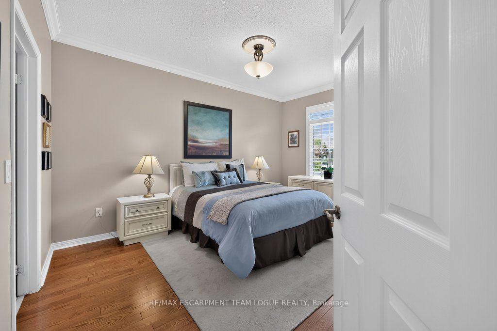 Photo 19 of Unit 26, 4280 Taywood Drive, Burlington, Rose — HOMEH