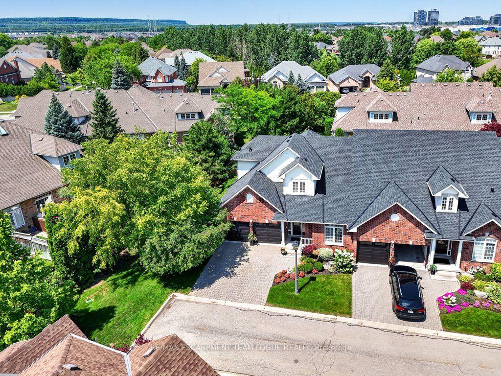 Photo 41 of Unit 26, 4280 Taywood Drive, Burlington, Rose — HOMEH