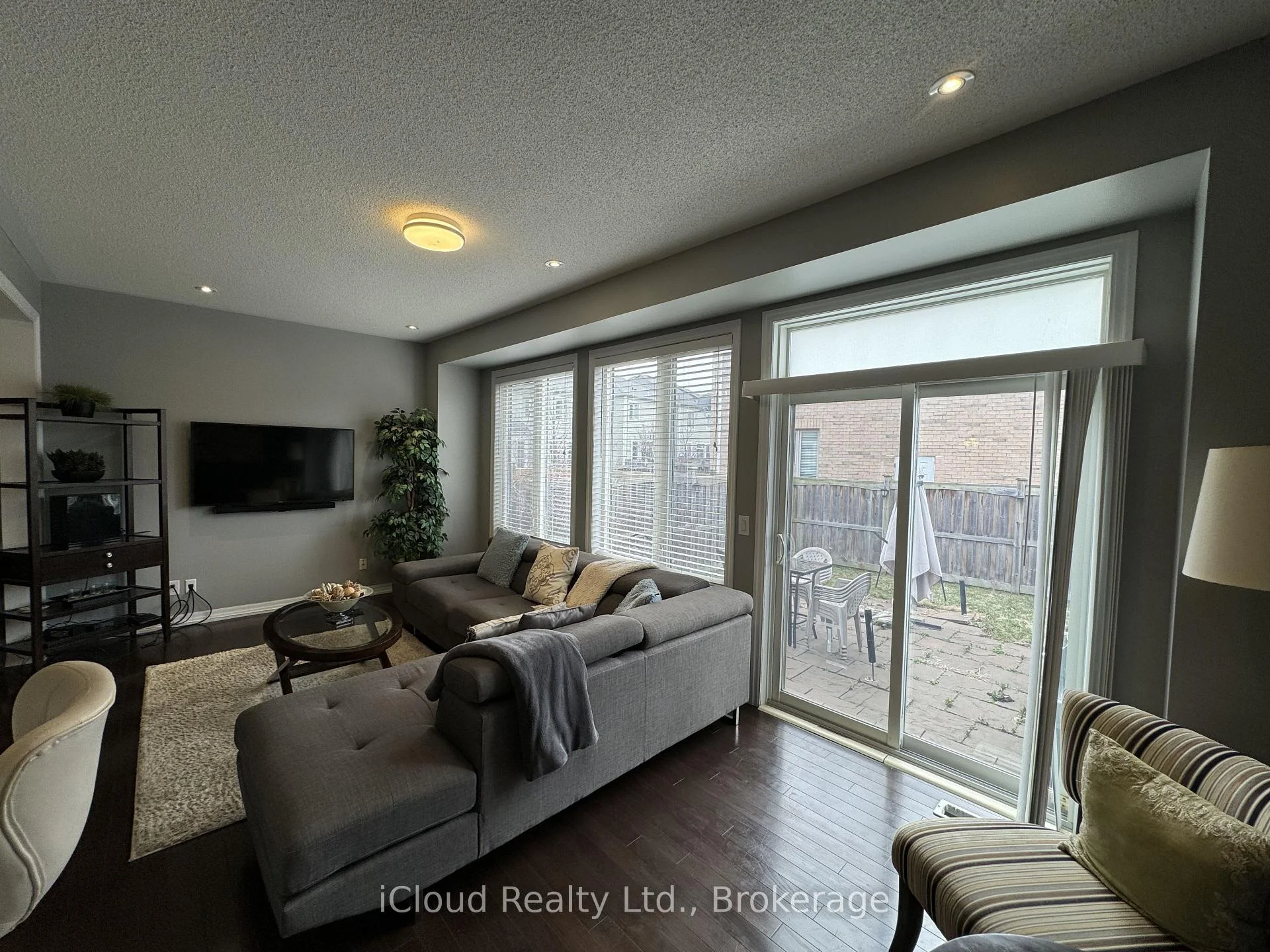 Photo 18 of 140 Duncan Lane, Milton, Scott — HOMEH