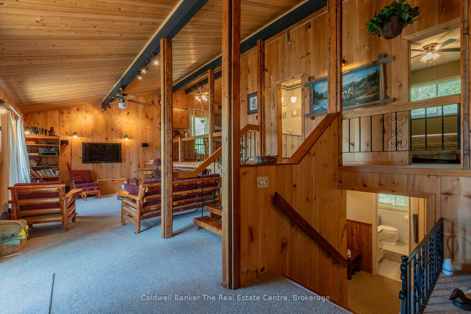 Photo 23 of 1077 Misty Lane, Gravenhurst, Wood (Gravenhurst) — HOMEH