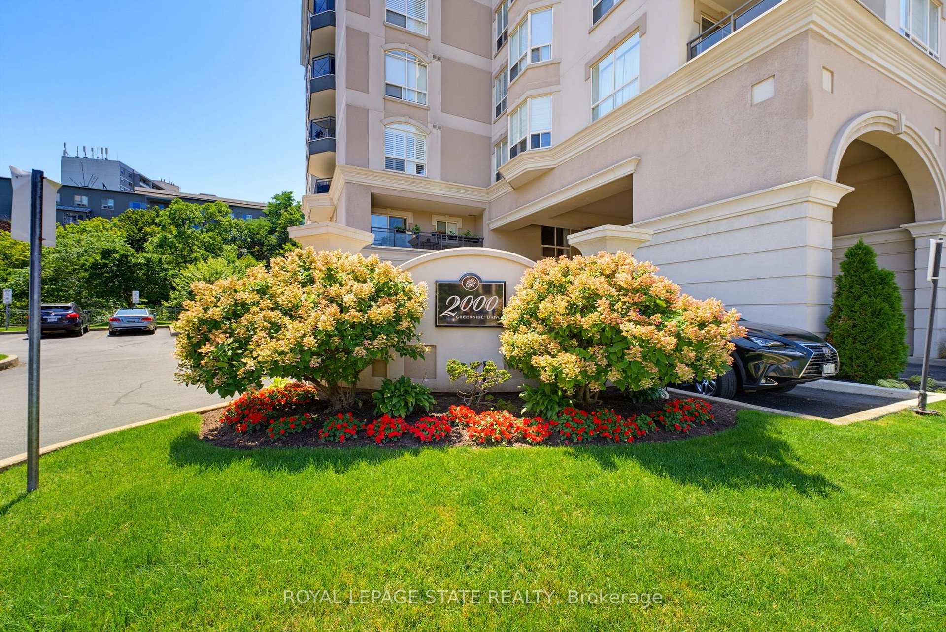 Photo 1 of Unit 605, 2000 Creekside Drive, Hamilton, Dundas — HOMEH
