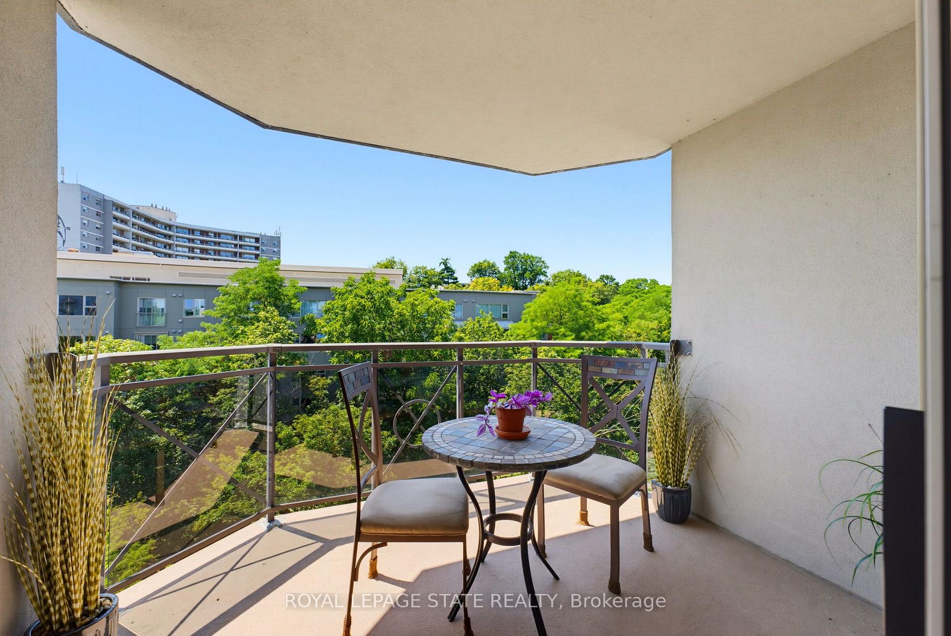Photo 18 of Unit 605, 2000 Creekside Drive, Hamilton, Dundas — HOMEH