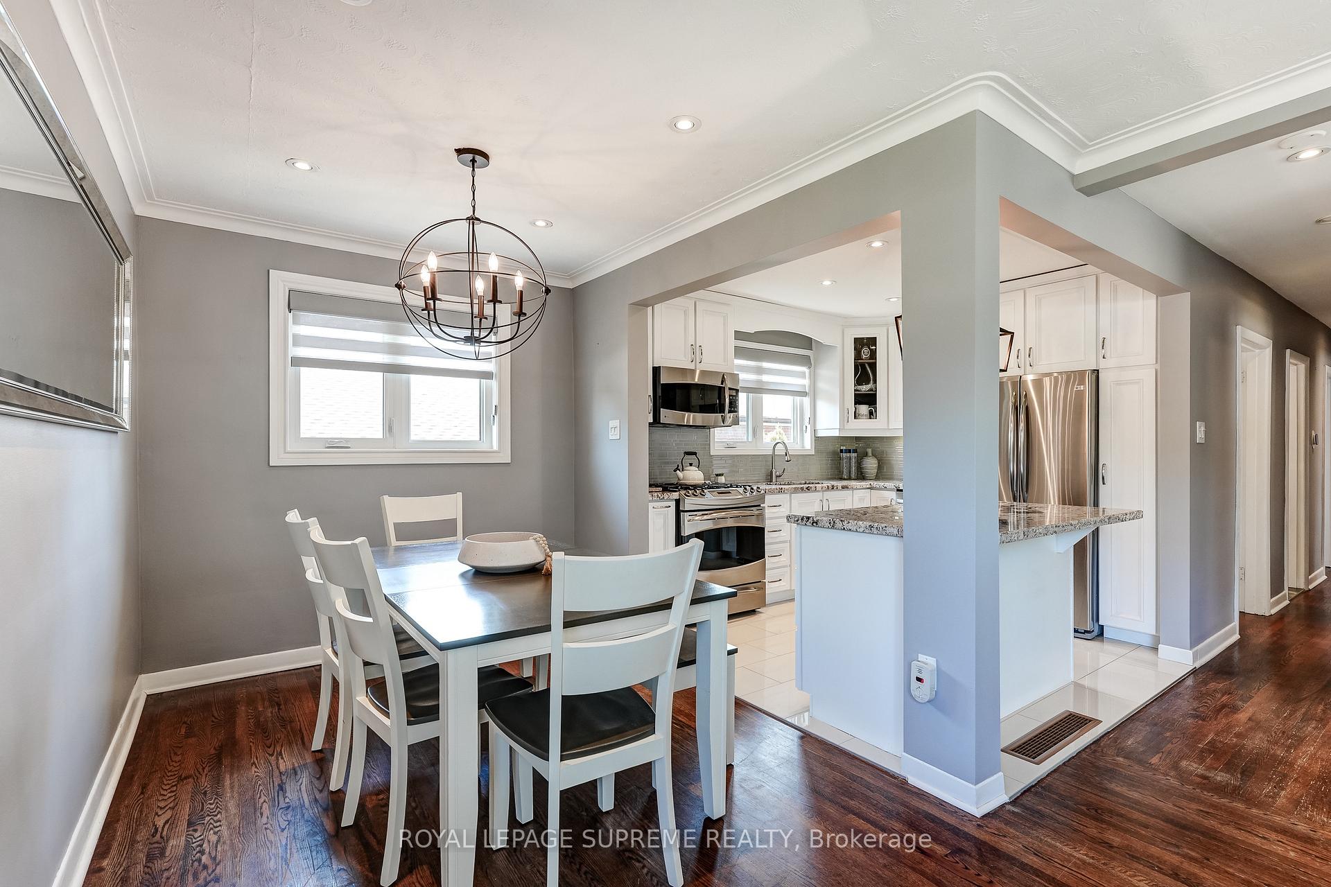 Photo 12 of 5 Fletcher Place, Etobicoke, Kingsview Village-The Westway — HOMEH