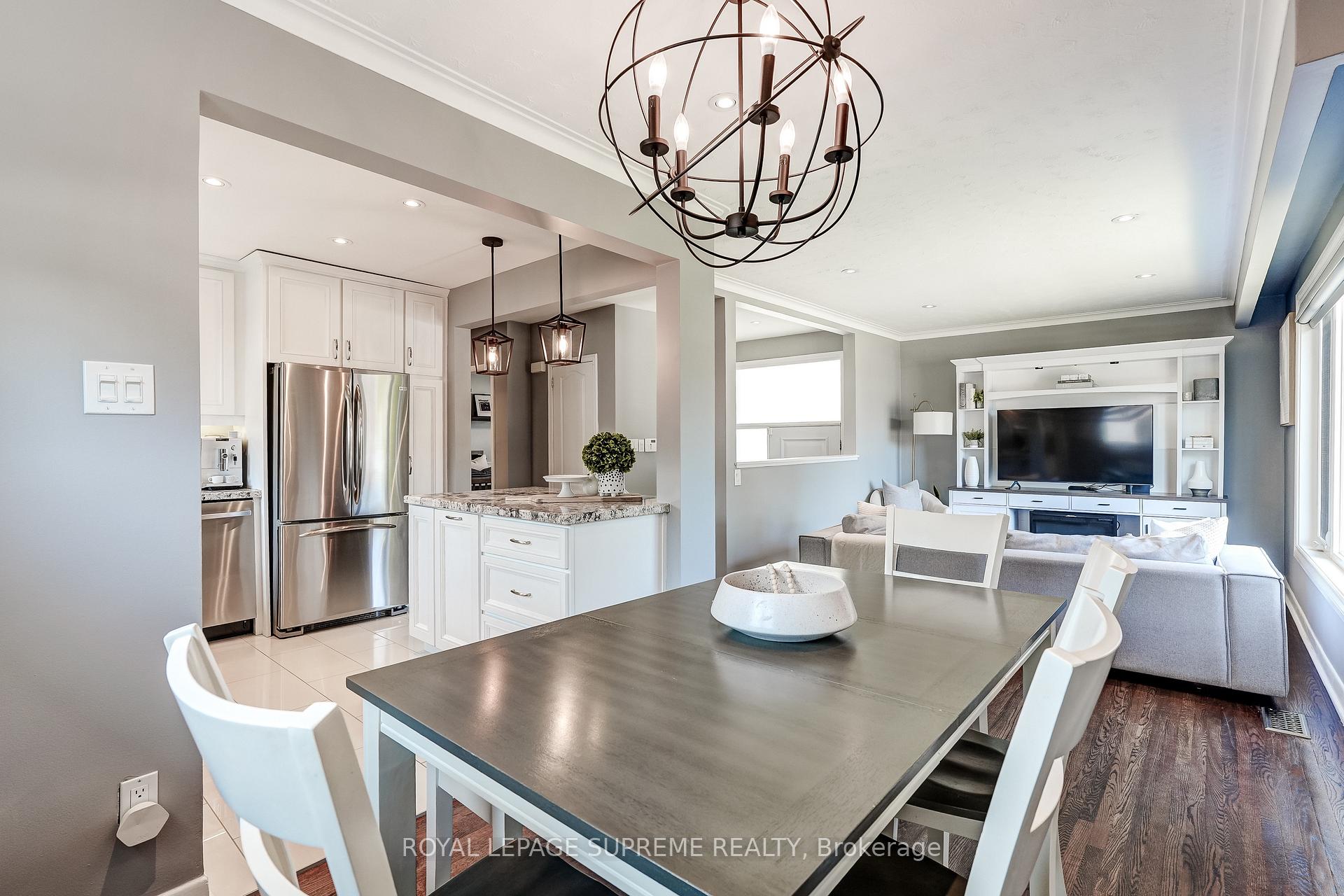 Photo 14 of 5 Fletcher Place, Etobicoke, Kingsview Village-The Westway — HOMEH