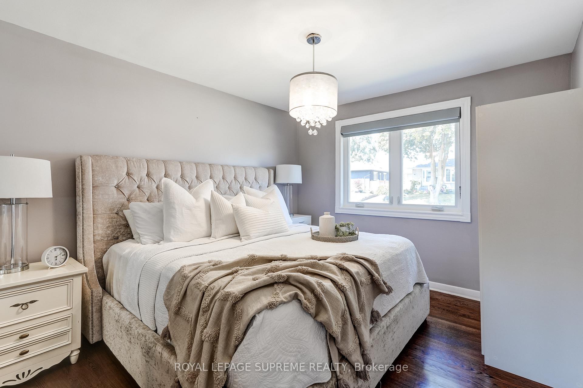 Photo 24 of 5 Fletcher Place, Etobicoke, Kingsview Village-The Westway — HOMEH
