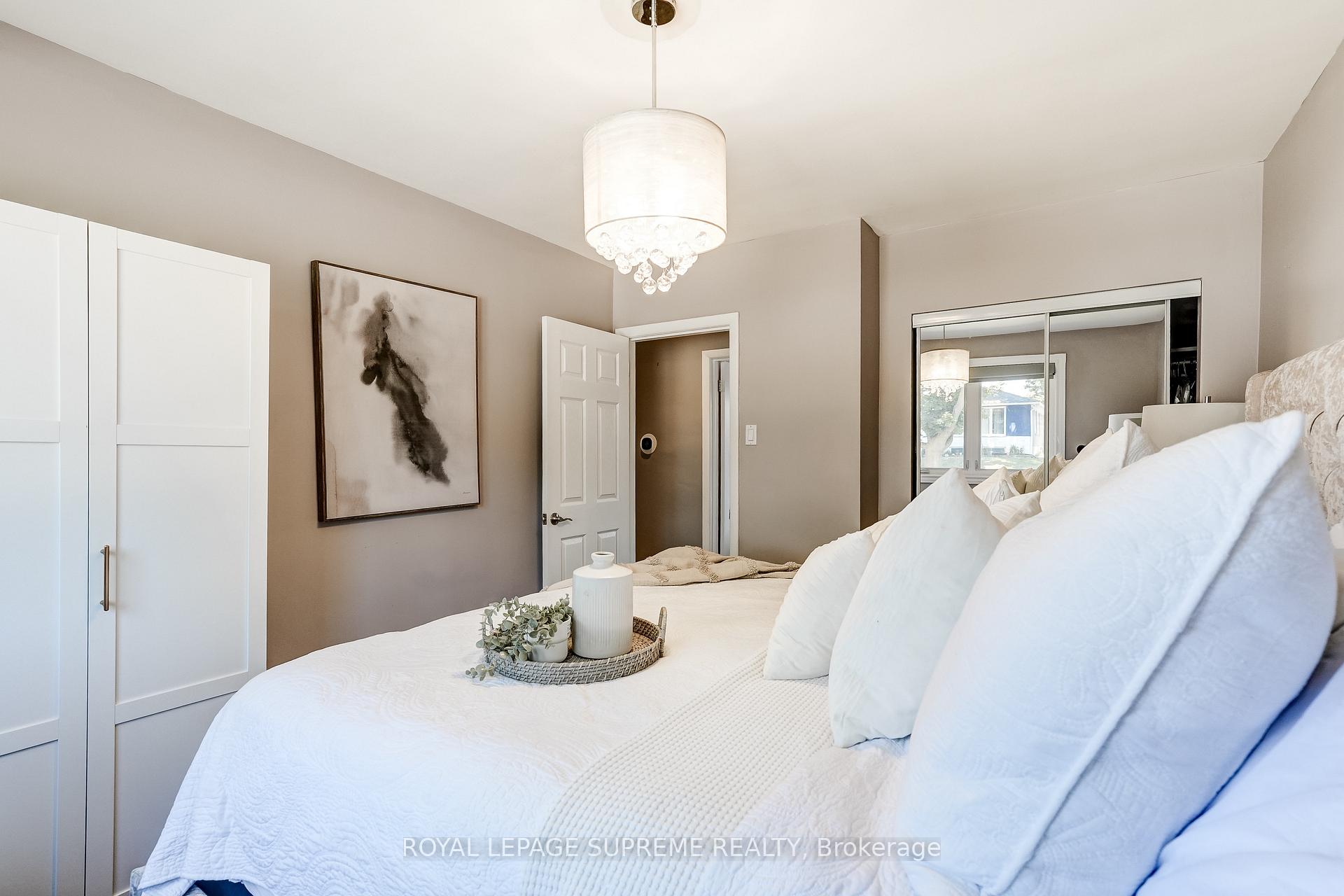 Photo 27 of 5 Fletcher Place, Etobicoke, Kingsview Village-The Westway — HOMEH