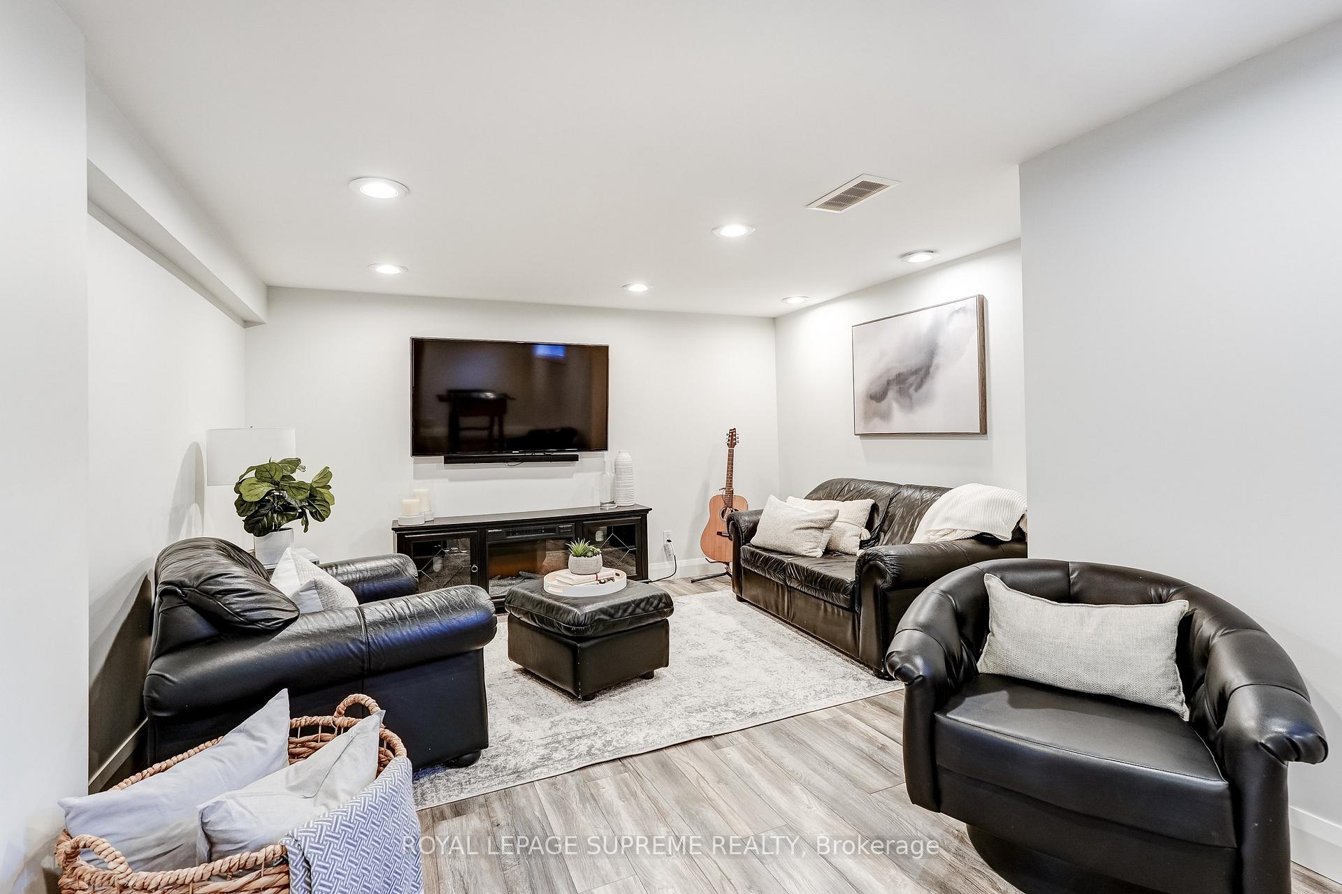 Photo 34 of 5 Fletcher Place, Etobicoke, Kingsview Village-The Westway — HOMEH