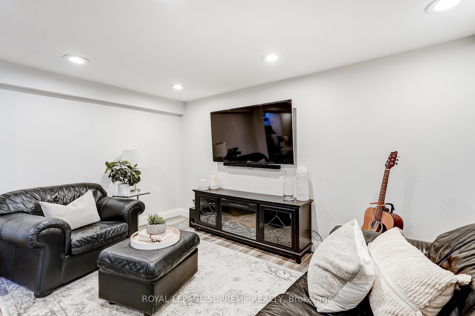 Photo 35 of 5 Fletcher Place, Etobicoke, Kingsview Village-The Westway — HOMEH