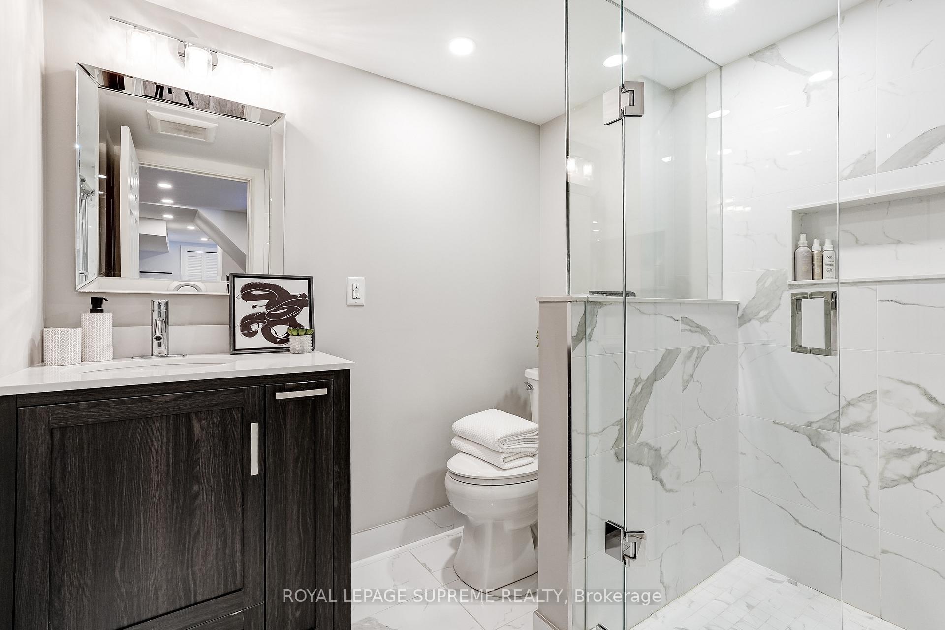 Photo 38 of 5 Fletcher Place, Etobicoke, Kingsview Village-The Westway — HOMEH