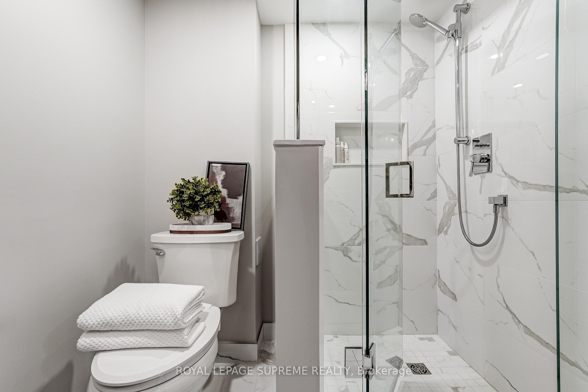 Photo 40 of 5 Fletcher Place, Etobicoke, Kingsview Village-The Westway — HOMEH