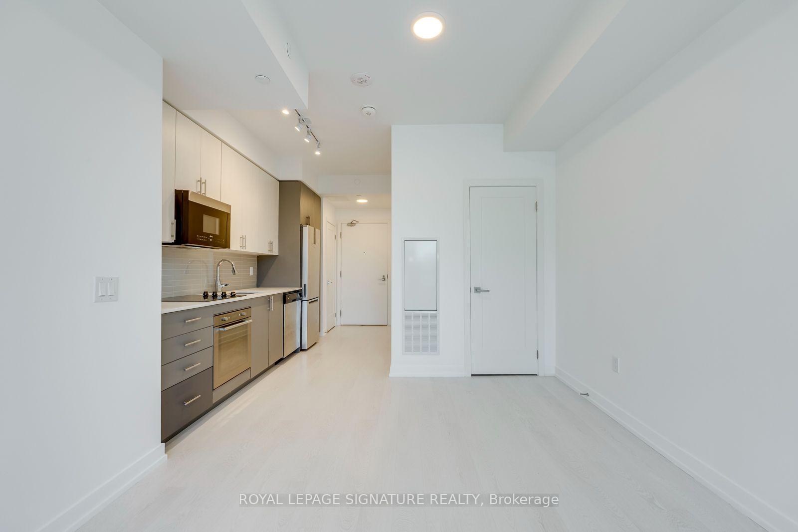 Photo 15 of Unit 417, 415 Main Street W, Hamilton, Kirkendall — HOMEH